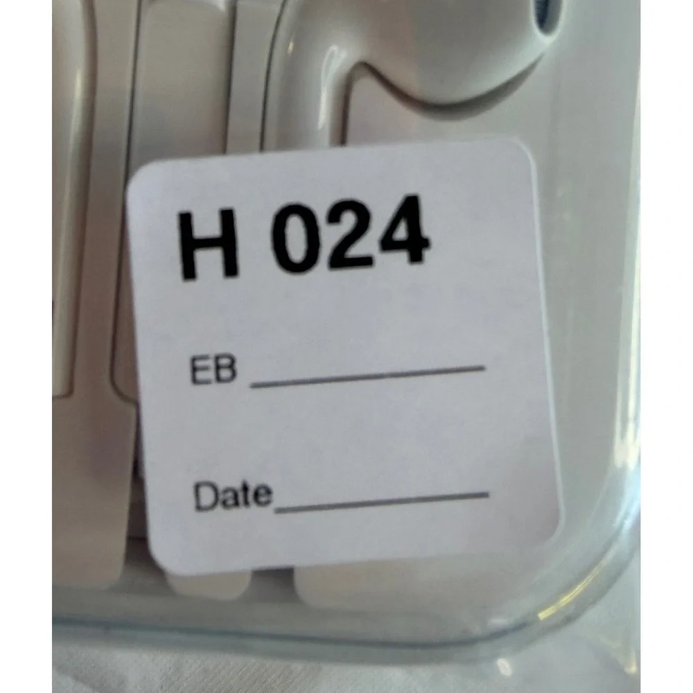 Apple EarPods with 3.5mm Headphone Plug Wired Earbuds White‎ MD827LL/A with Case